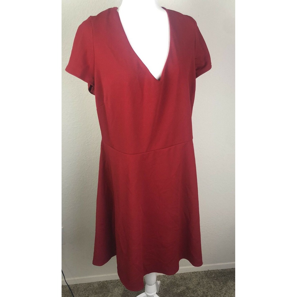 B. Darlin‎ Women's Dress Red Size 20W Plus A-Line Tiered V Neck Tie Back